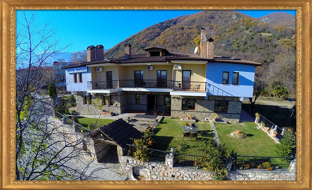 Voreas Hotel Káto Loutrákion Buitenkant foto